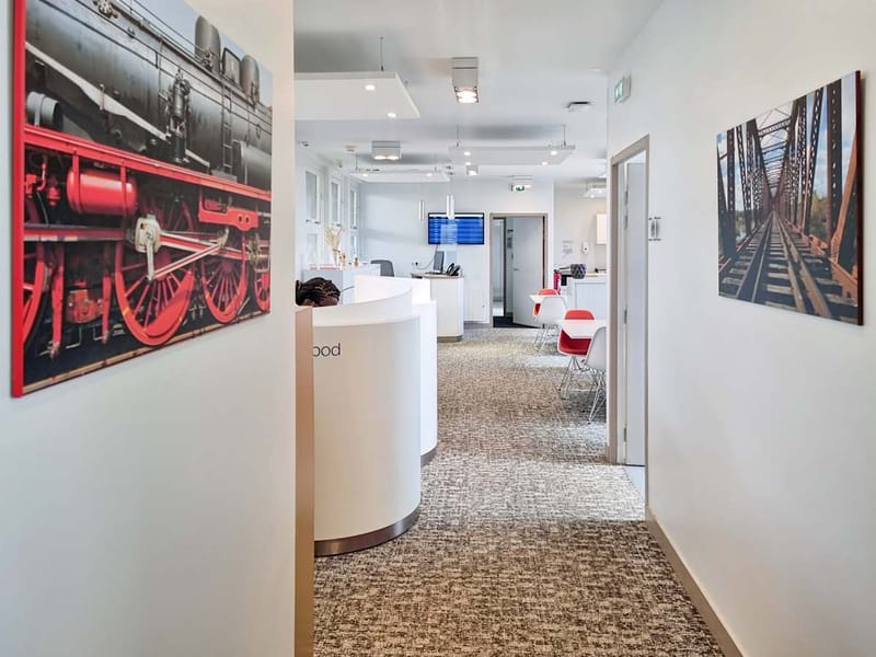 Regus Express - 47 place Alphonse Fiquet image 12