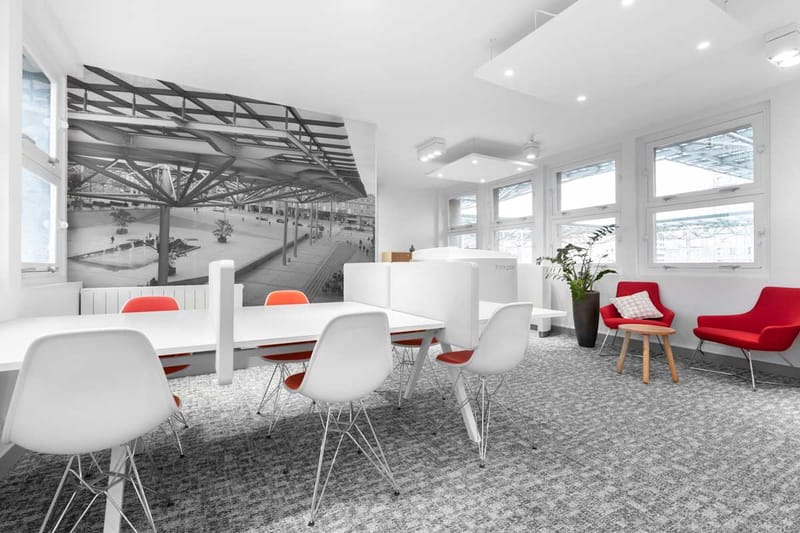 Regus Express - 47 place Alphonse Fiquet image 5