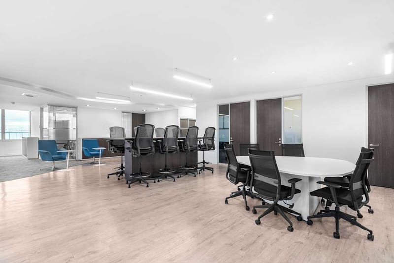 Regus - Street 26,  #102-20,Suite 301, Third Floor image 8