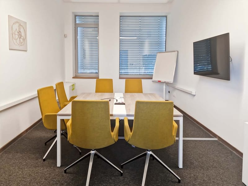 Regus - Dobogókoi út 2 image 9