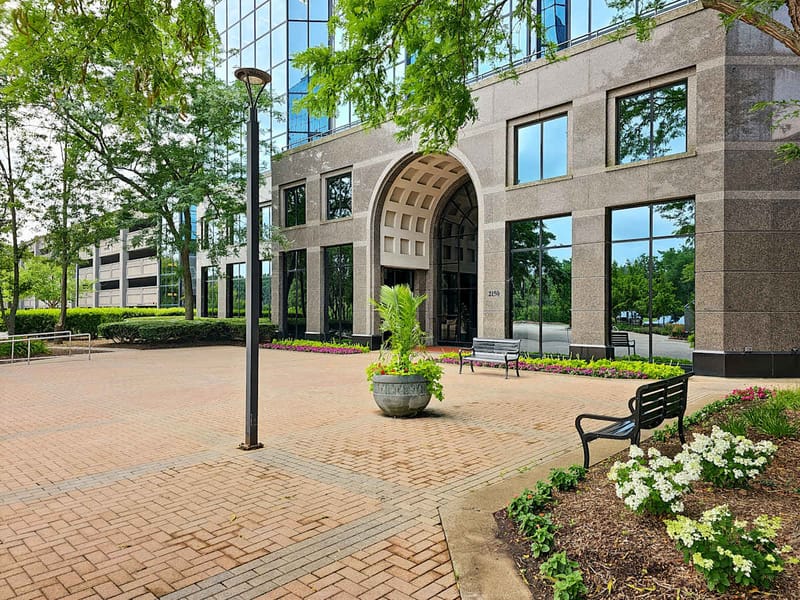 Regus - 2150 E. Lake Cook Road,9th Floor image 11