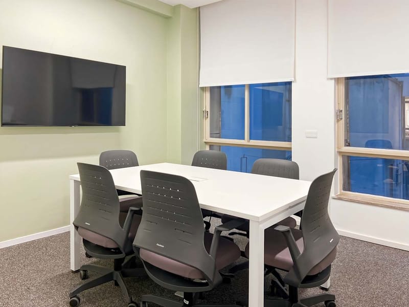 Regus - 228, XV de Novembro St, 2° floor  -,Centro (pedestrian access only) or 99,Boa Vista St. image 9