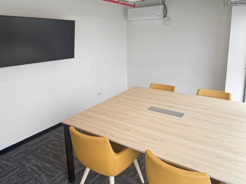 Spaces - Av. Almte. Miguel Grau 715 image 9