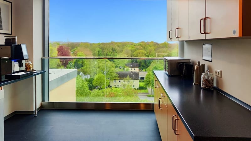 Hq - Leithestraße 47,5th Floor image 6