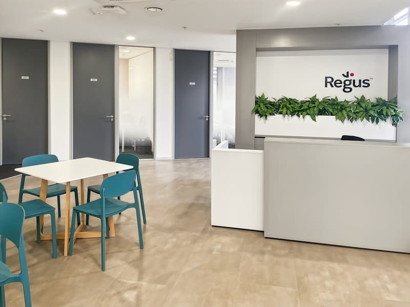 Regus - 17 Hendrik Potgieter Road, Krugersdorp,Cradlestone Mall image 2