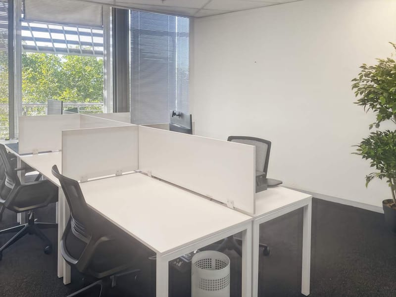 Regus - 17 Hendrik Potgieter Road, Krugersdorp,Cradlestone Mall image 8