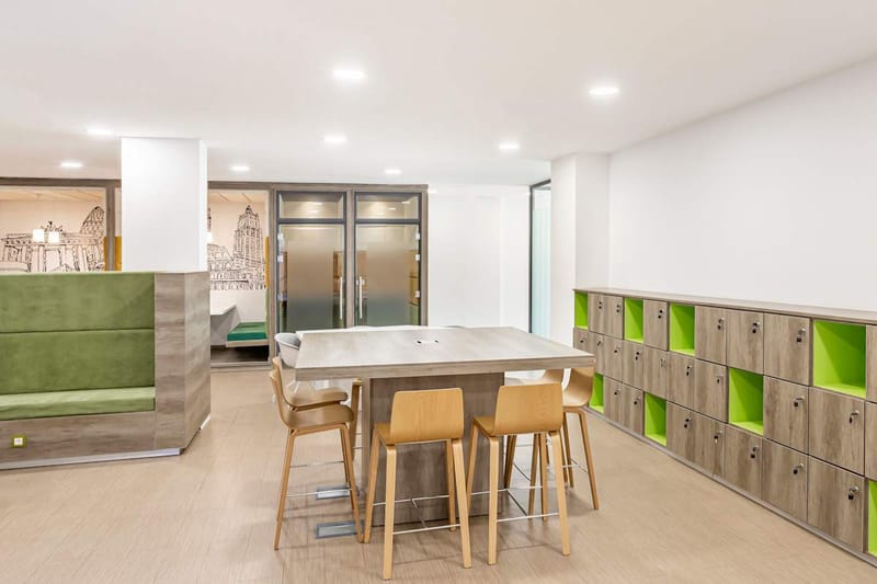 Regus - Boulevard du 11 Décembre,Val D'Hydra image 6