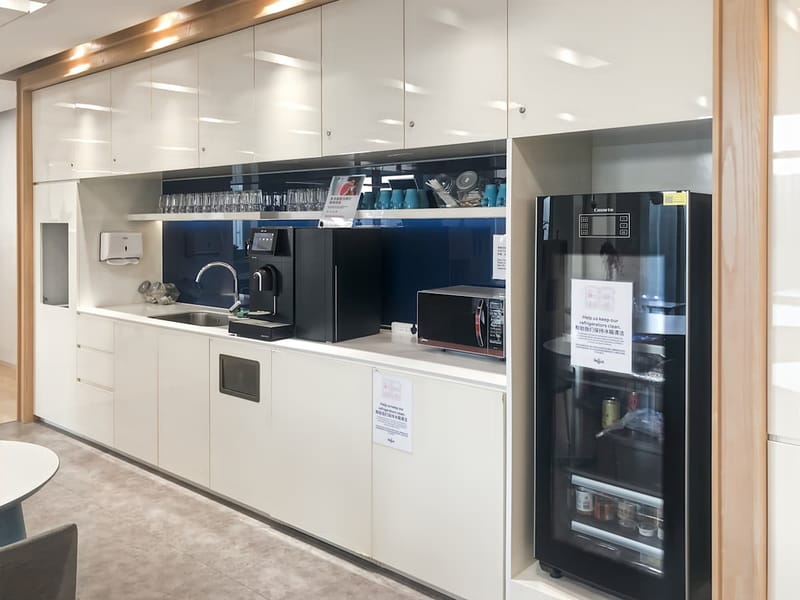 Regus - 6,7/F, Zhenfeng Plaza,NO. 89 Jilong Road,Pudongxin District image 11