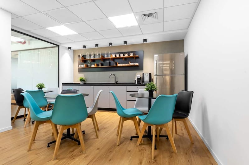 Regus - Paulus ha-Shishi 102 street,3rd Floor image 6
