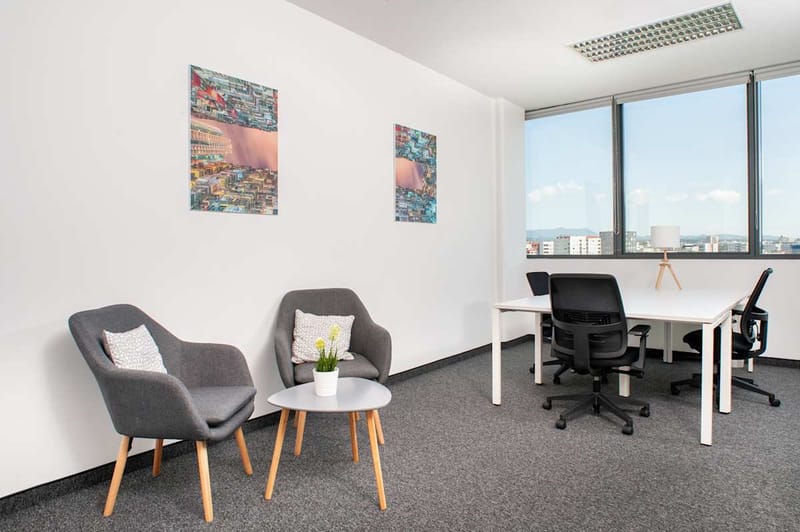 Regus - GRAND CENTAR, Hektoroviceva ulica 2,5th Floor image 4