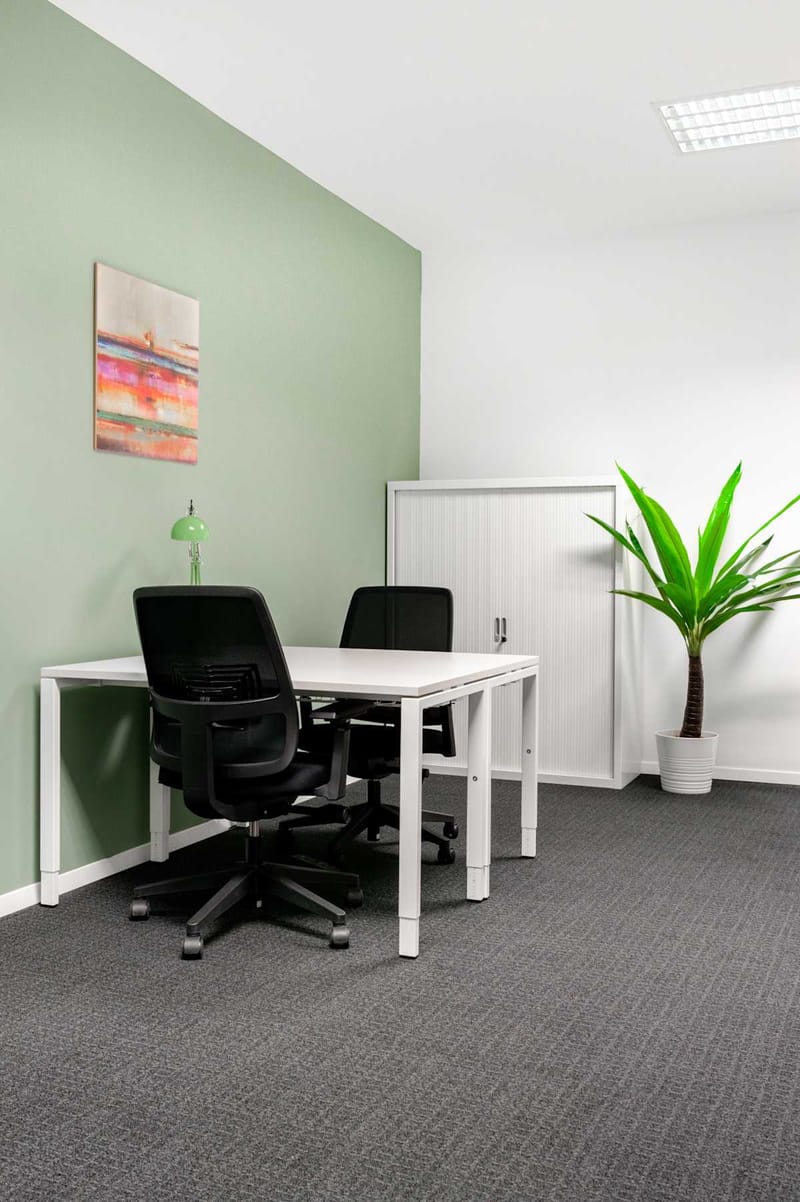 Regus - GRAND CENTAR, Hektoroviceva ulica 2,5th Floor image 7