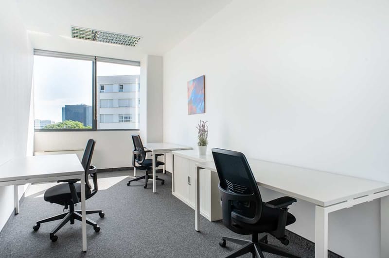 Regus - GRAND CENTAR, Hektoroviceva ulica 2,5th Floor image 9