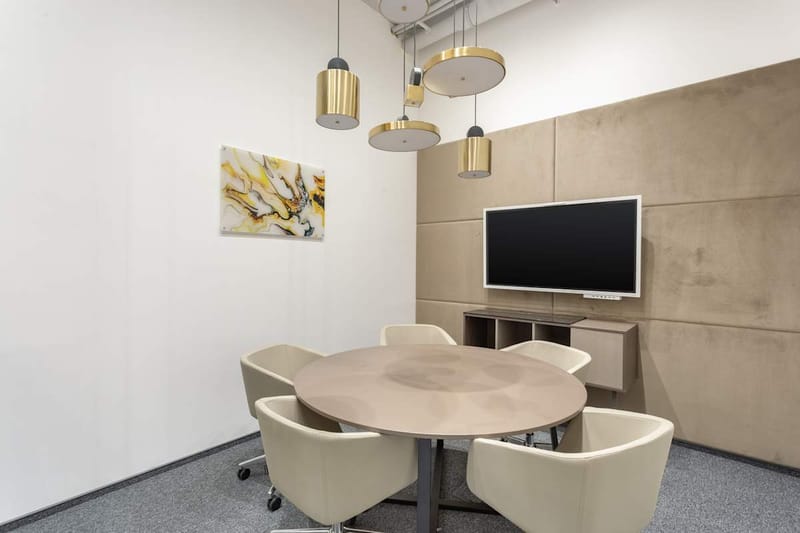 Regus - Sagaidachnogo 11 image 3