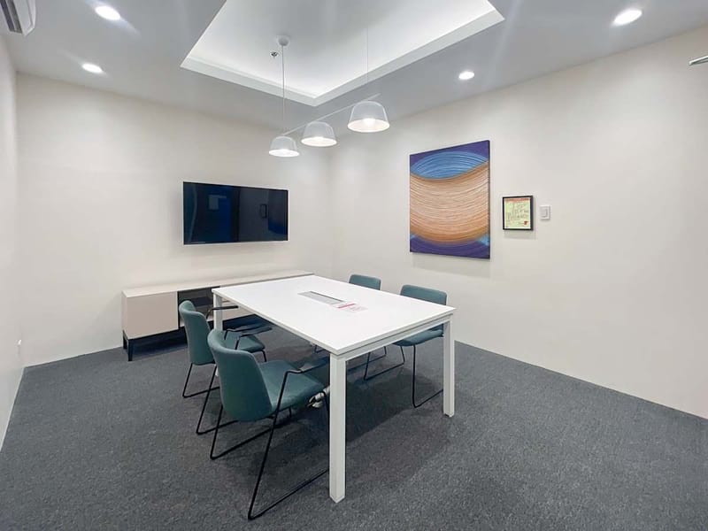 Regus - Lot 1A,Alabang-Zapote rd. corner Marcos Alvarez Ave.,Talon Uno Colours Center image 10