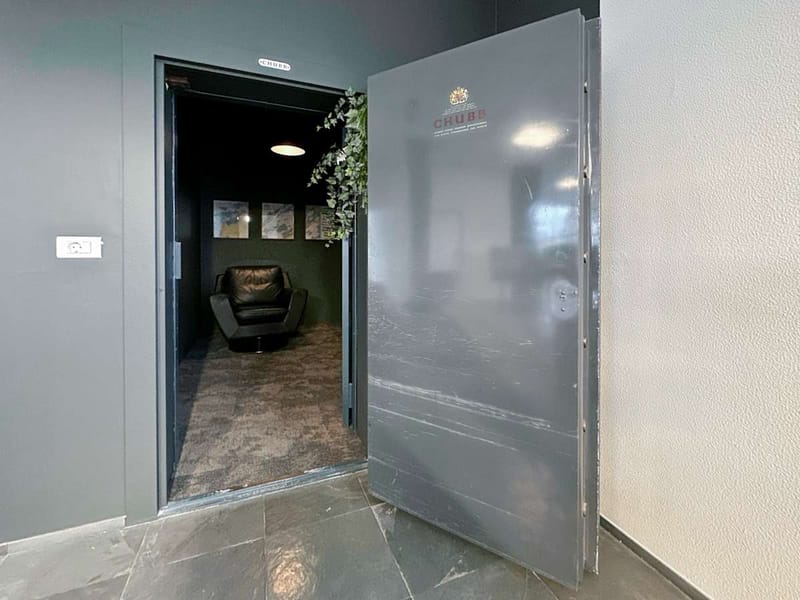 Regus - Aðalgata 10, 340,B, First Floor and Second Floors image 4