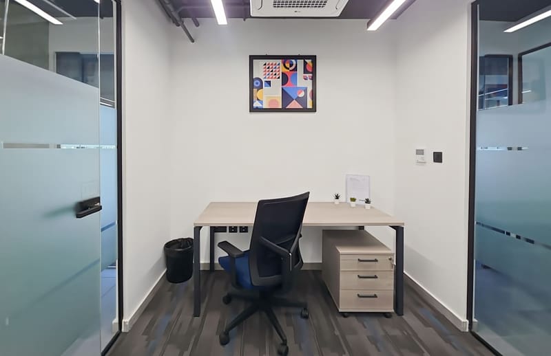 Regus - King Abdullah 2 Street,2nd Floor image 4