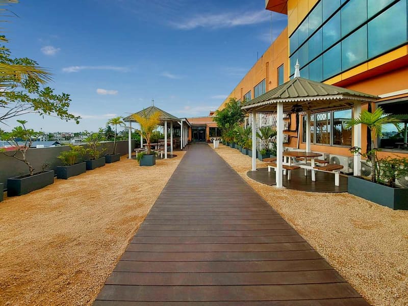 Regus - Notre Dame de la Salette Street,2nd Floor, Grand Bay Coeur de Ville complex image 8