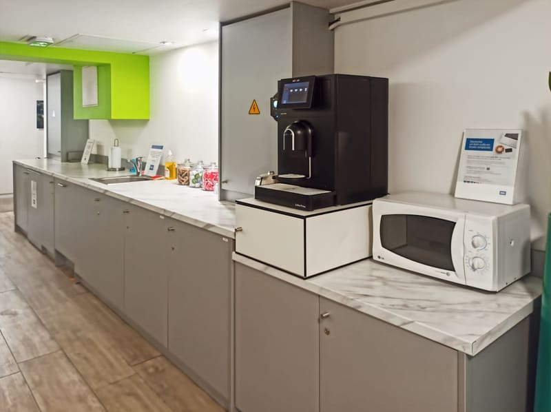 Hq - 20 Place des Halles image 6