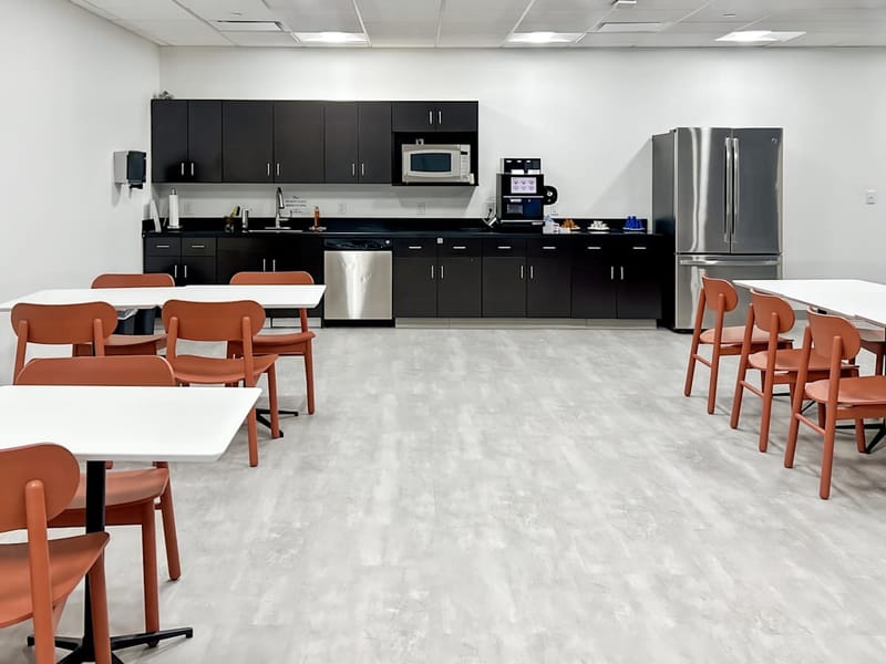 Regus - 3 Gateway Center,12th floor image 6