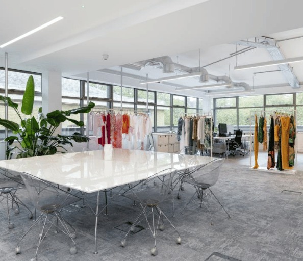 Knight Frank (Managed 1,686 sqft) - Queripel House - Duke of York Square, SW3 - Chelsea image 5