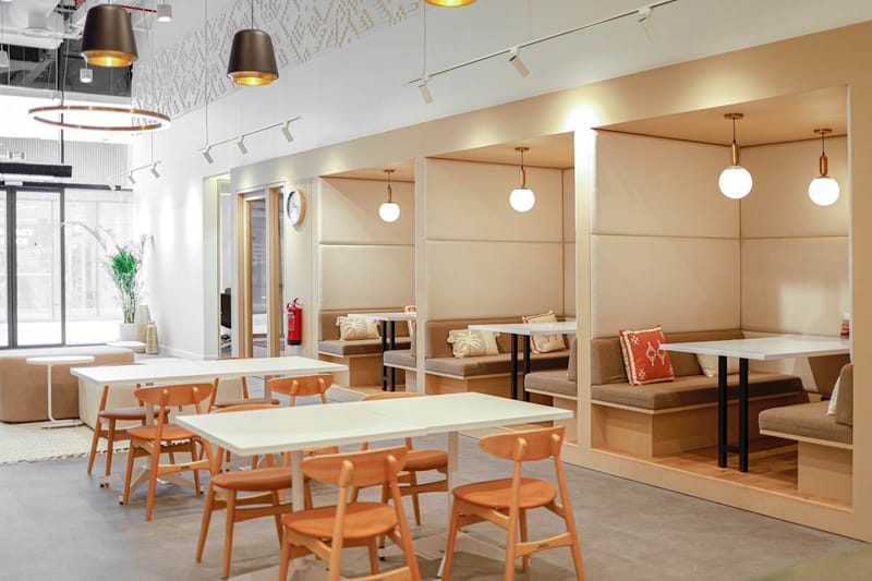 Regus - Ground Floor, VJ6W+G7Q, Abu Bakr Al Siddiq Road,An Narjis, Al-Kharj image 6