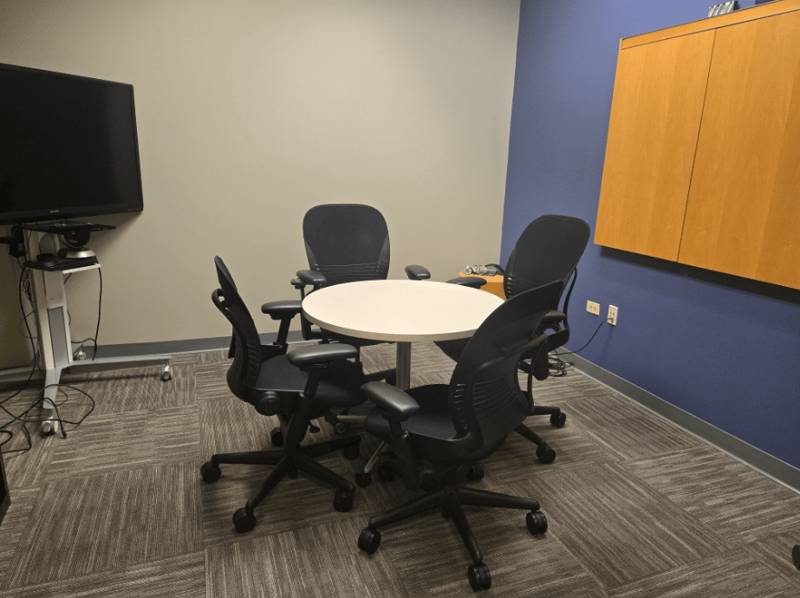 TKO Suites - 250 Parkway Drive, 60069 - IL - Lincolnshire image 4