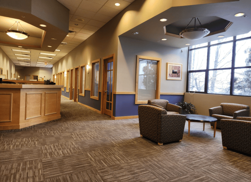TKO Suites - 250 Parkway Drive, 60069 - IL - Lincolnshire image 3