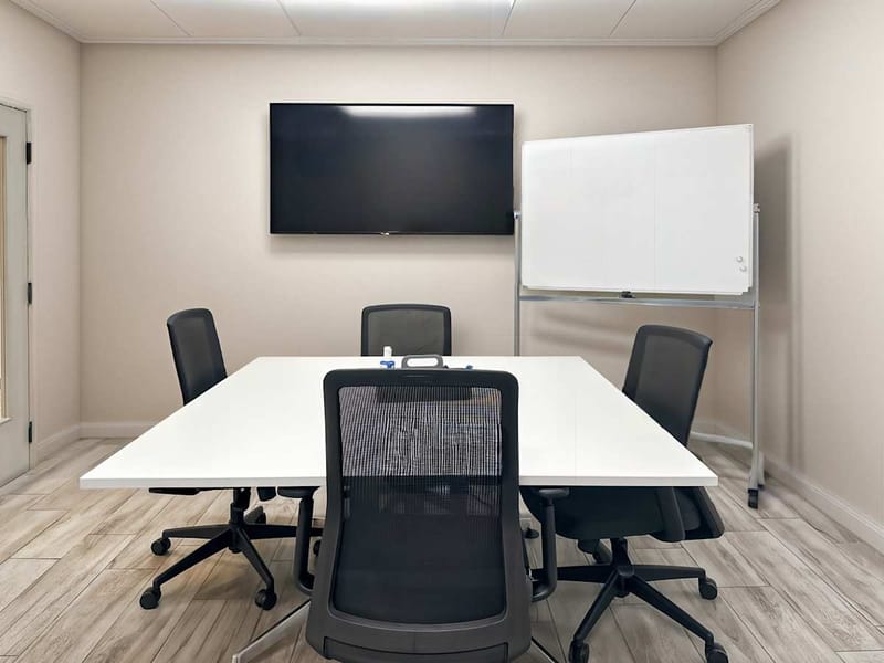 Regus - 6760 N Oracle Road,Suite 130, 1st Floor image 9