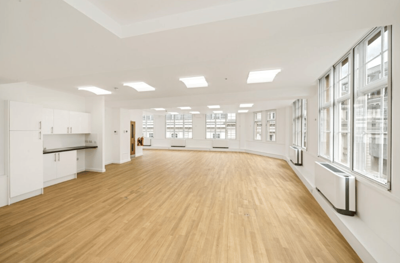 Copthall Estates (Managed 724 - 973 sqft) - 50 Gresham Street, EC2V - Farringdon image 4