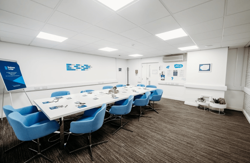 Business Lodge - Europa House - 18 Barcfroft St, BL9 - Bury image 3