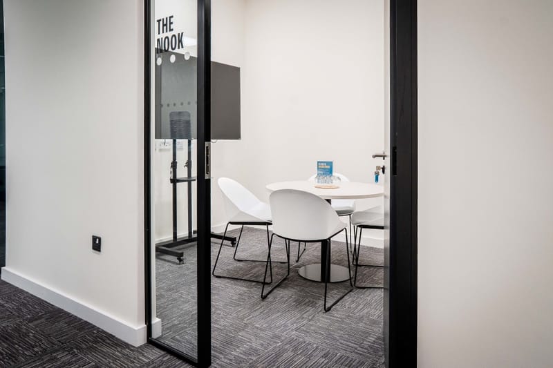 2-Work - Arlington Business Centre - Millshaw Park Lane, LS11 0NE - Leeds City Centre image 13