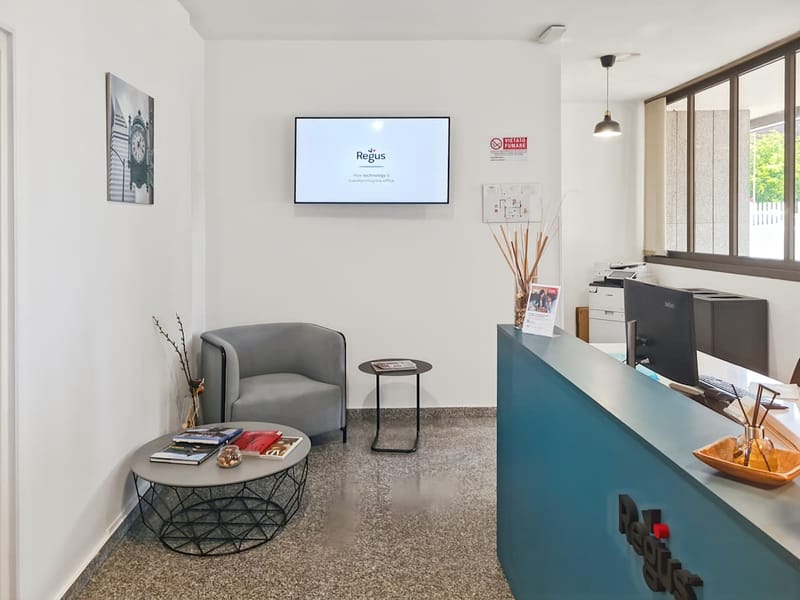 Regus - Via Mar della Cina, 276 image 11