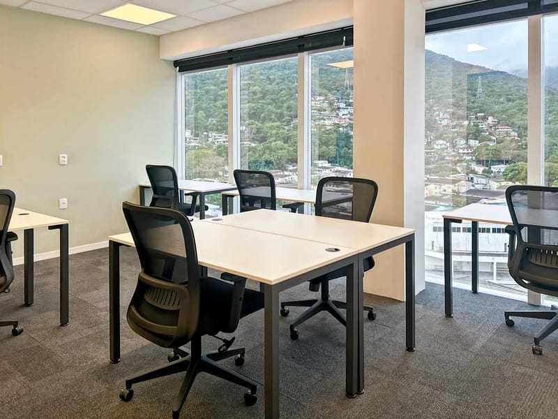 Regus - Rodovia SC-401 n° 3116 - Bairro Saco Grande image 12