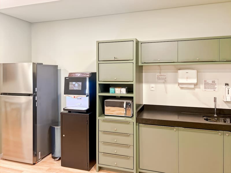 Regus - Rodovia SC-401 n° 3116 - Bairro Saco Grande image 13