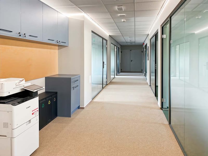 Regus - Arany János tér 1. image 13