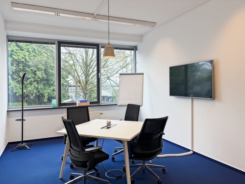 Regus - Uhlandstraße 9 image 10