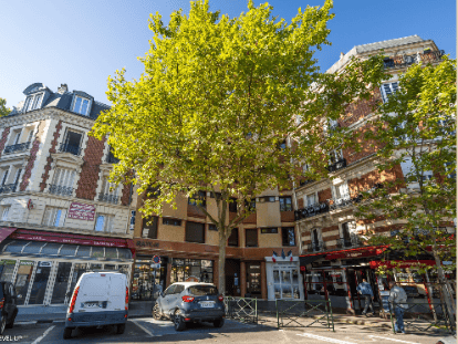 Rayon - 4 Pl. de la Gare des Vallées, 92250 - La Garenne-Colombes image 3