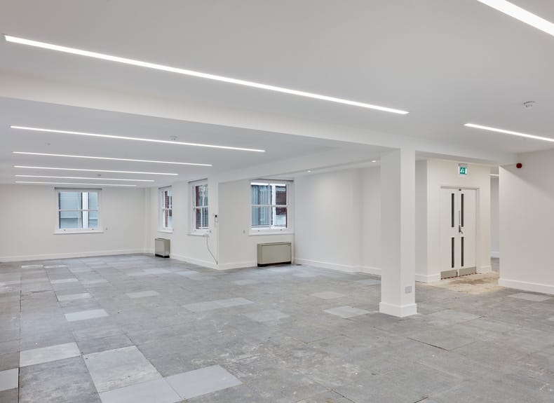 Identity Workspace - Warwick House - 25-27 Buckingham Palace, SW1W - Victoria image 3