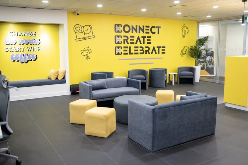 COLLABHIVE  - 350 Burnhamthorpe Rd, Mississauga image 3