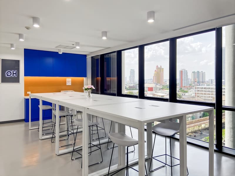 IWG (Hq) - No 388 Phahonyothin Rd, Samsen Nai, Phaya Thai,S.P Building image 11