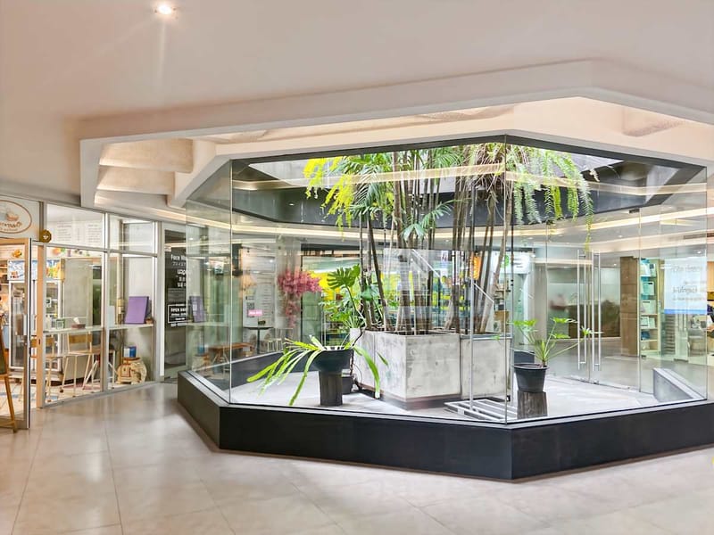 IWG (Hq) - No 388 Phahonyothin Rd, Samsen Nai, Phaya Thai,S.P Building image 14