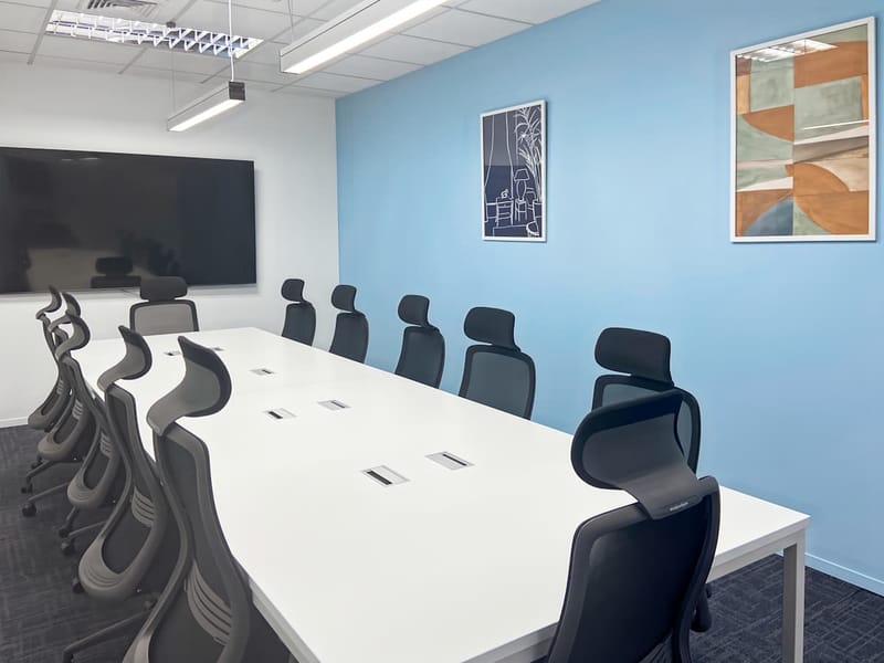 IWG (Hq) - No 388 Phahonyothin Rd, Samsen Nai, Phaya Thai,S.P Building image 3