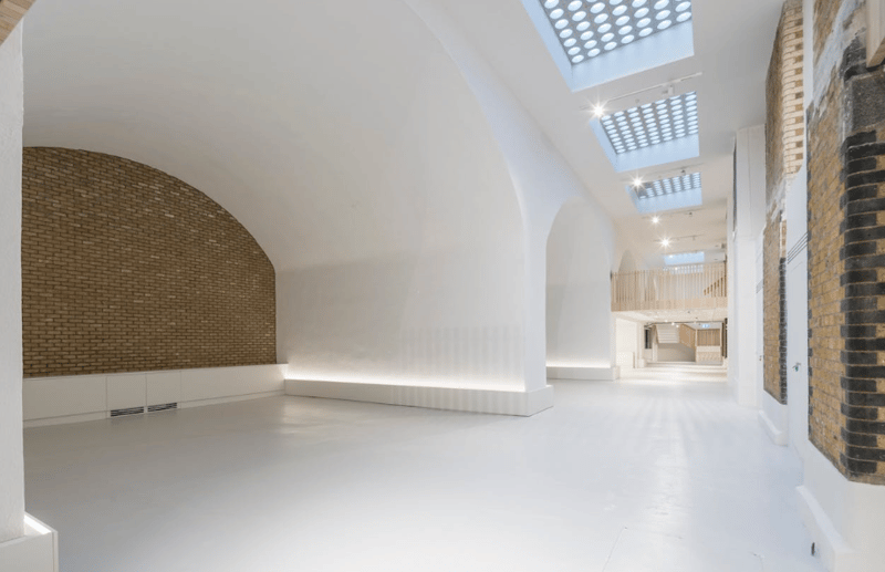 Compton (Managed 10,048 - 23,388 sqft) - 22 Vine Hill, EC1 - Farringdon image 10