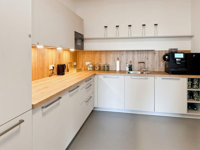 Regus - Friedrich-Henning-Straße 17 image 6