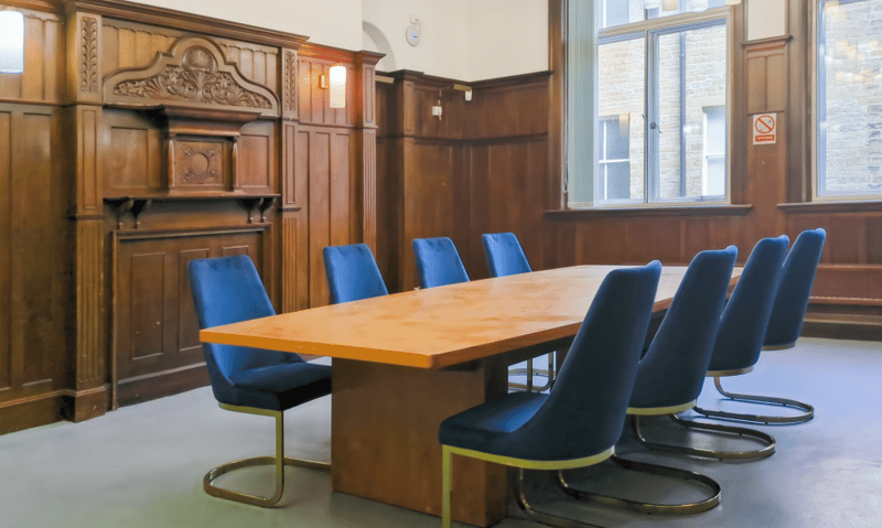 IWG (HQ) - Huddersfield HQ -  2 St Peter's St, HD1 - Huddersfield image 9