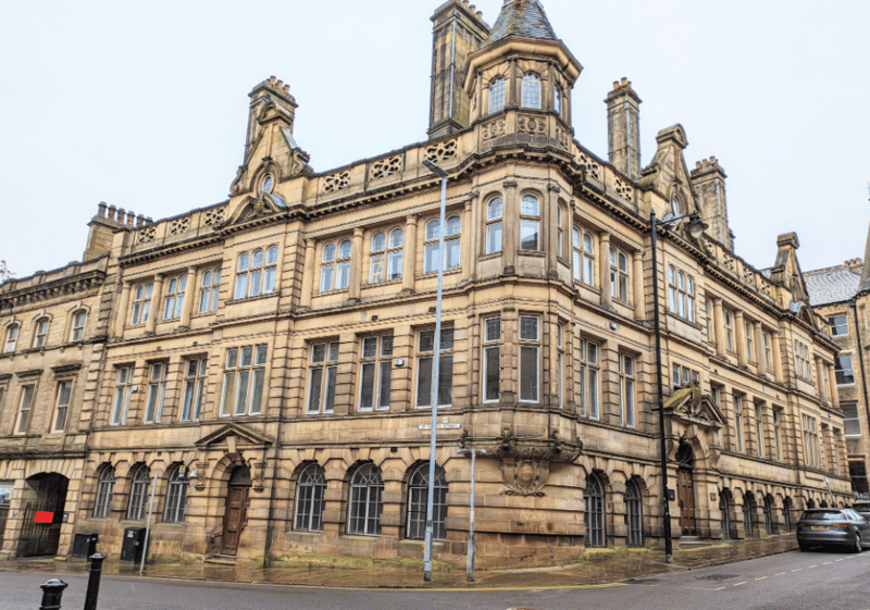 IWG (HQ) - Huddersfield HQ -  2 St Peter's St, HD1 - Huddersfield image 11