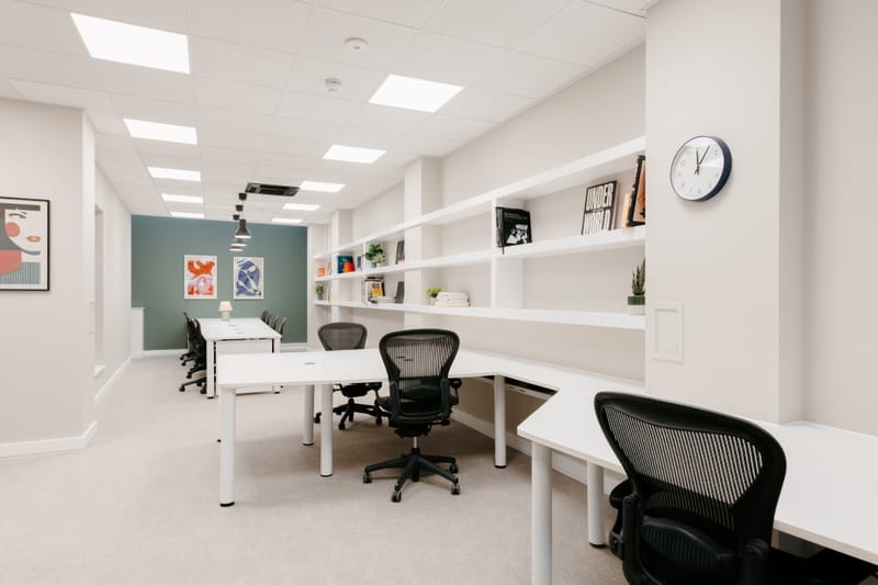 Future Spaces (Managed 1,507 sqft) - 1 Clerkenwell Green, EC1R - Clerkenwell image 2