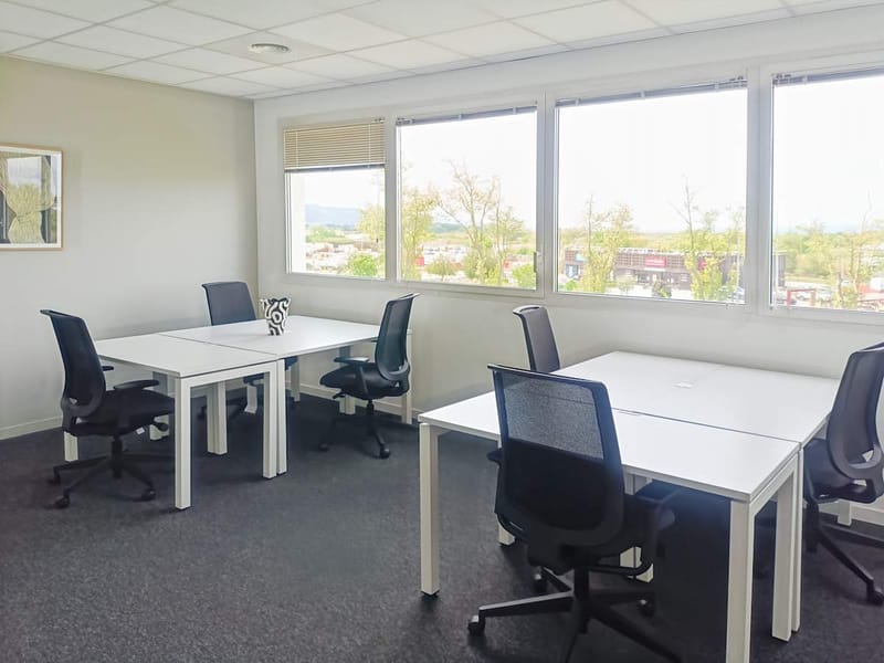 Regus - 1 Rue Jacqueline Auriol image 4