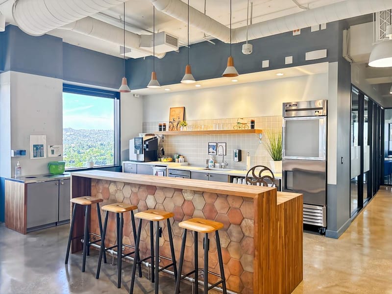 Spaces - 3900 W Alameda image 6