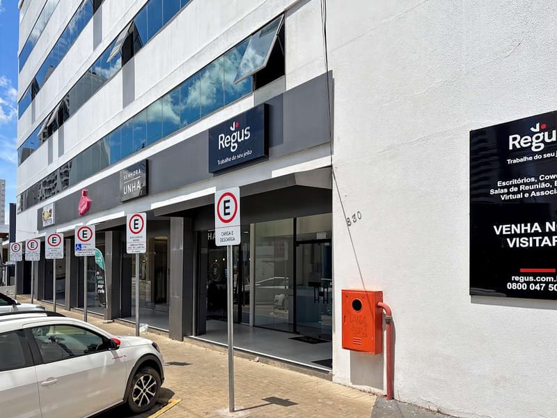Regus - Rua Estevão de Mendonça, 830 Quilombo image 11